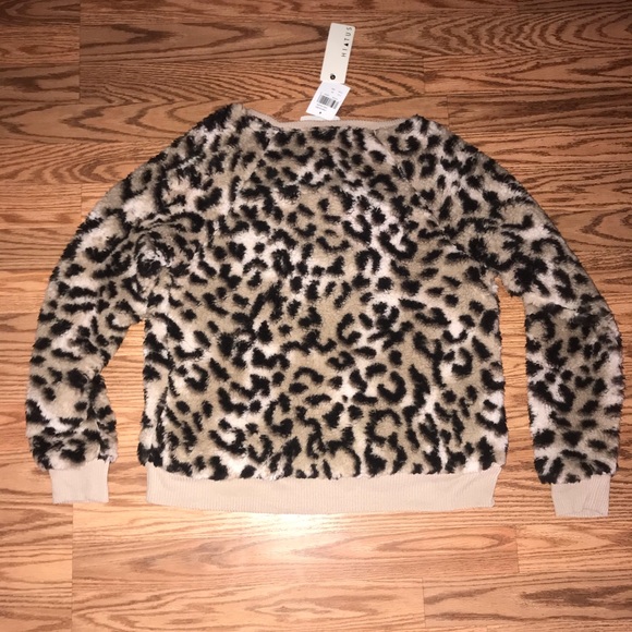 SOFTEST LEOPARD PRINT SWEATER - Picture 3 of 3
